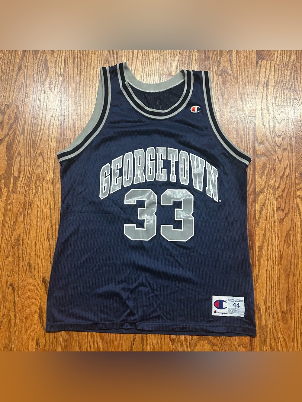 VTG Champion Georgetown Hoyas #33 Jersey Patrick Ewing Alonzo Mourning Sz44 (M)